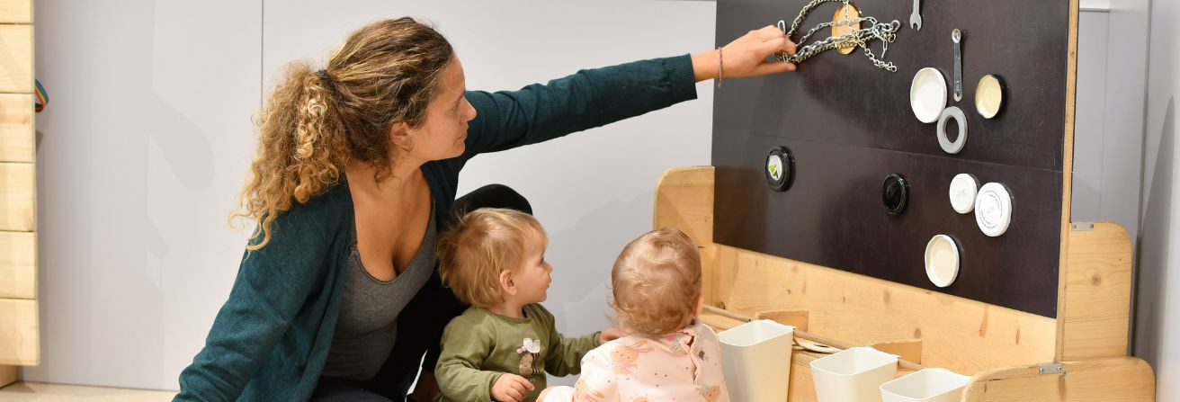 Vincles de qualitat i confiança: la presència i les cures com a base del benestar