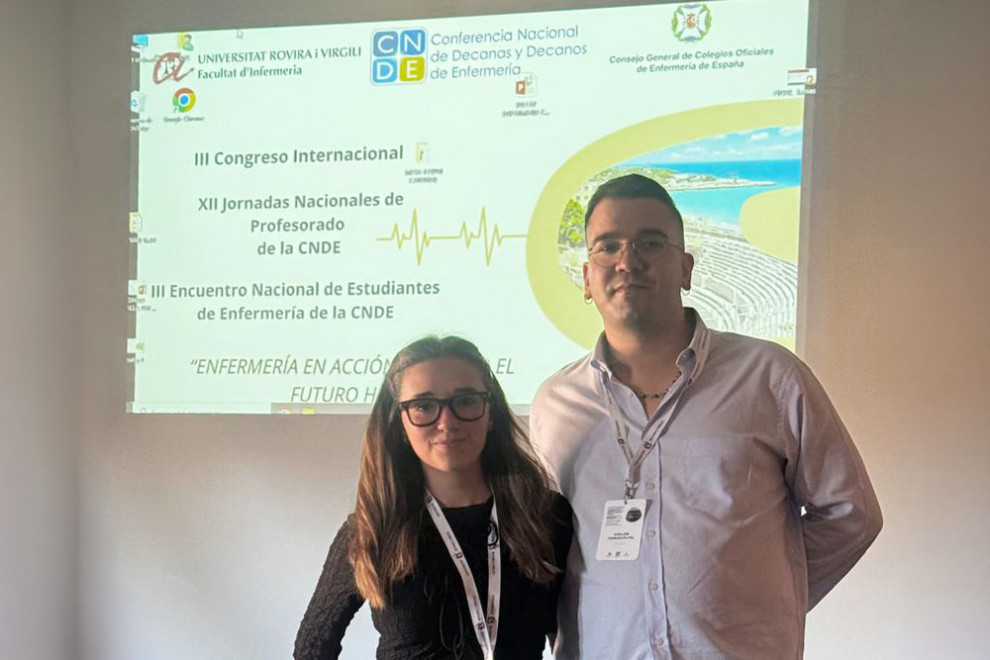 Marta Mora i Guillem Tarrias a la trobada nacional d'estudiants d'infermeria