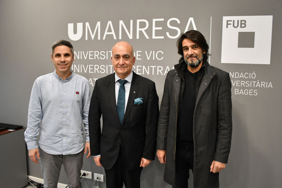 Ignacio Vergara, Valentí Martínez i Xavier Silva després de la signatura del conveni amb l'Associació Esportiva La Salle