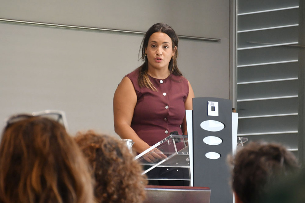 Mounia Rachdi durant la defensa de la seva tesi doctoral