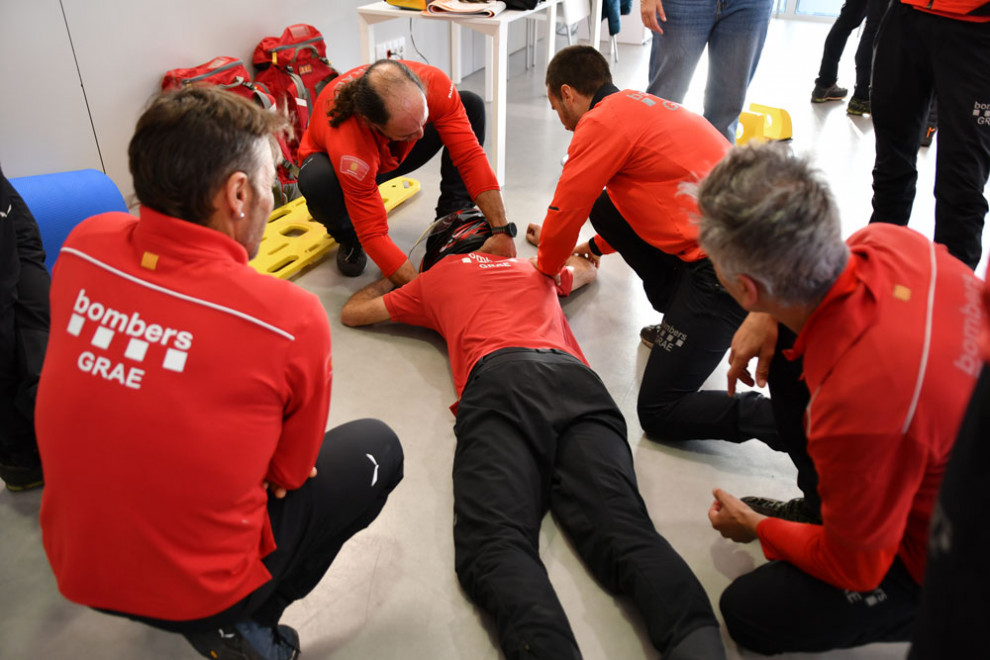 Formació en PHTLS de Bombers del GRAE a UManresa