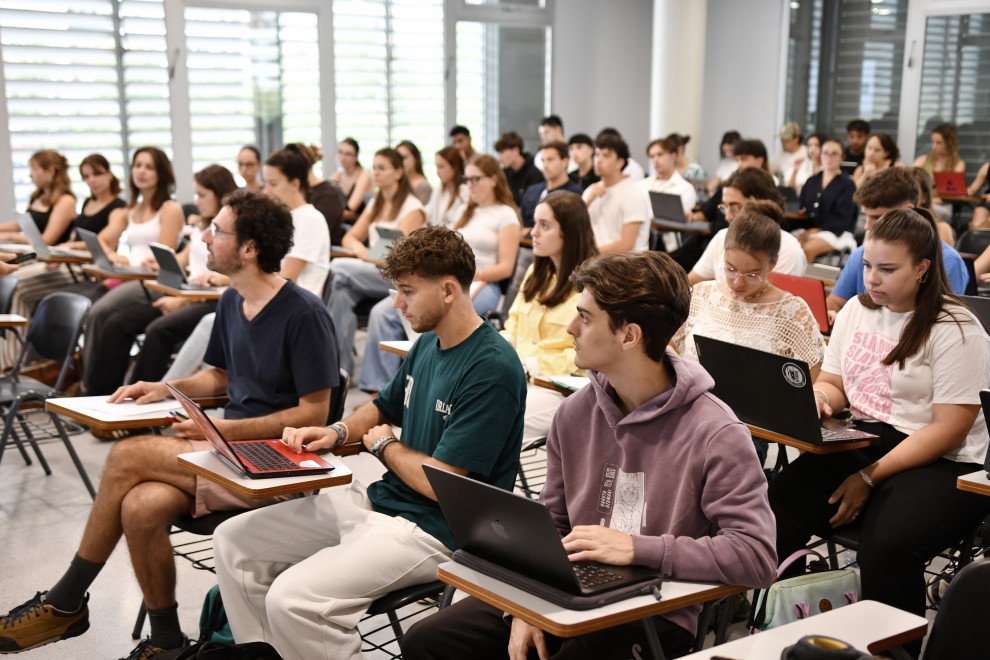 Primer dia de classe del grau en Fisioteràpia 