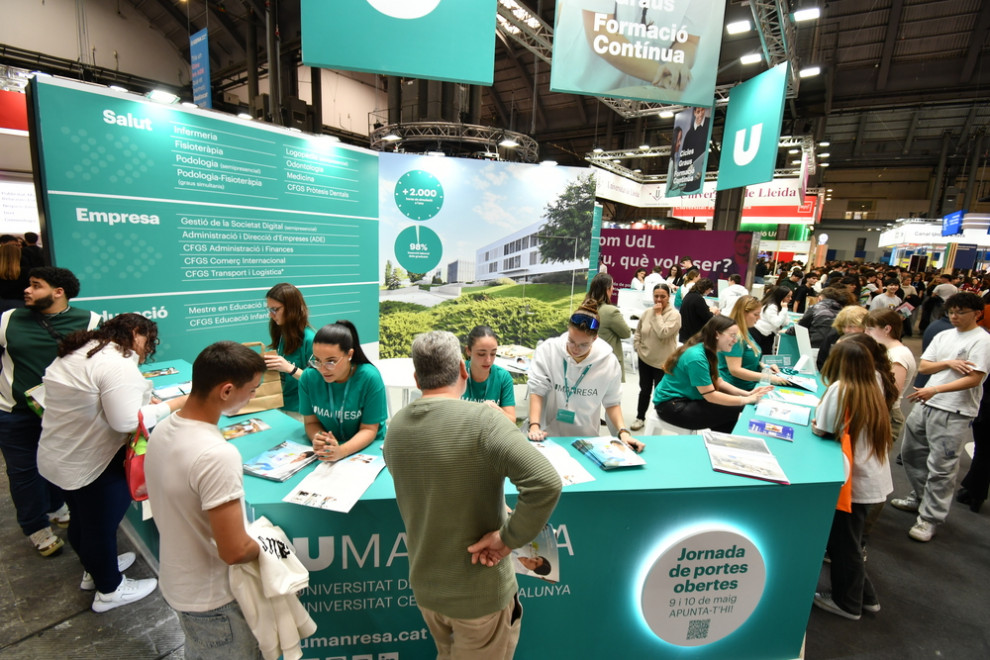 Estand d'UManresa al Saló de l'Ensenyament 2025