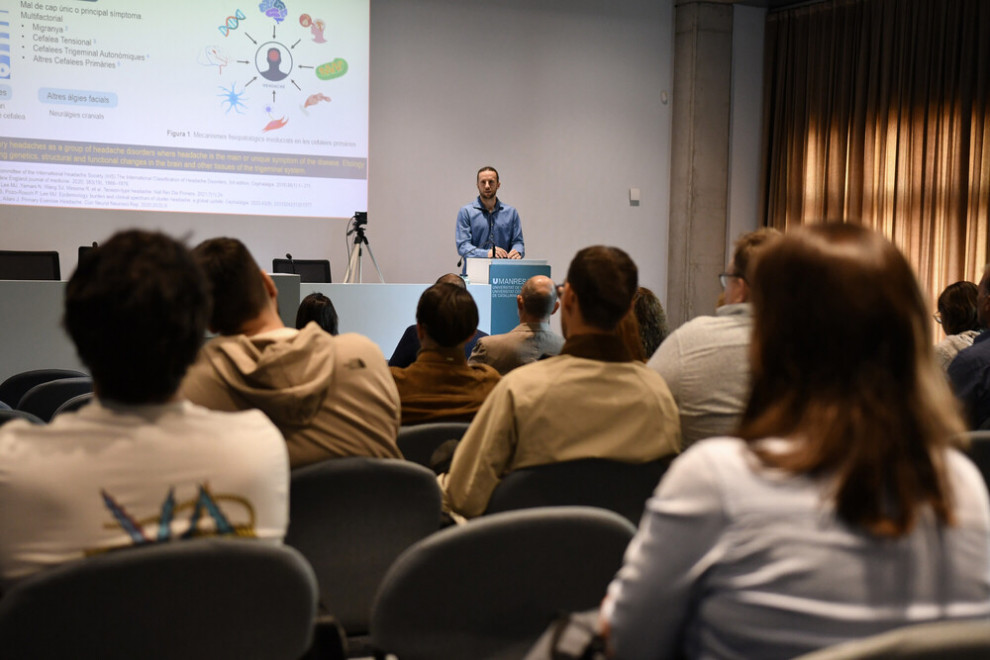 Jordi Padrós durant la defensa de la seva tesi doctoral
