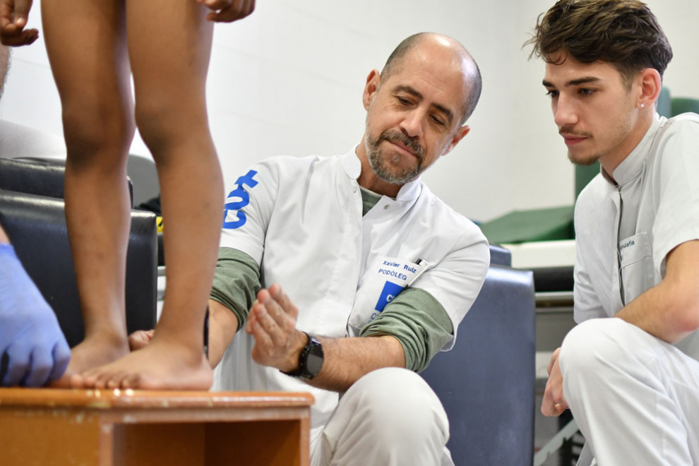 Xavier Ruiz durant una exploració infantil