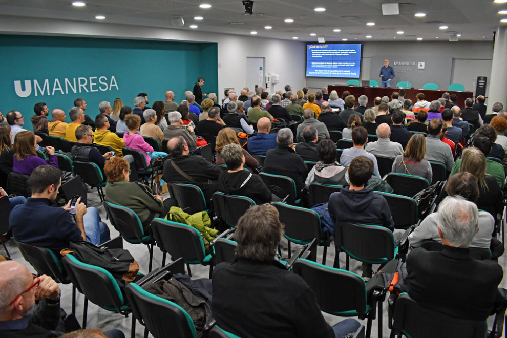 Activitat del cicle transversal del curs 24-25 a UManresa