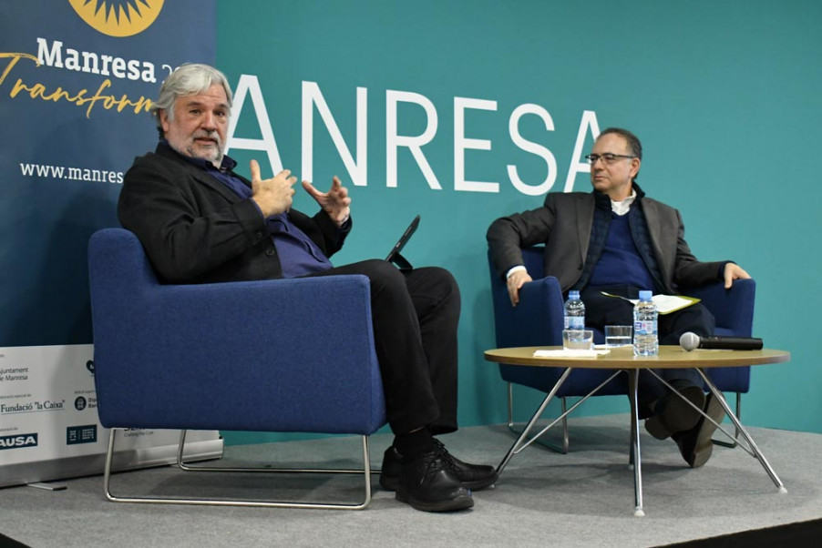 Pepe Menéndez i José Antonio Mesa durant la seva intervenció als Diàlegs de l'Àgora 2022