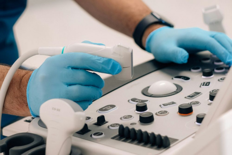 L’ecografia al servei de la podologia a la Clínica Universitària