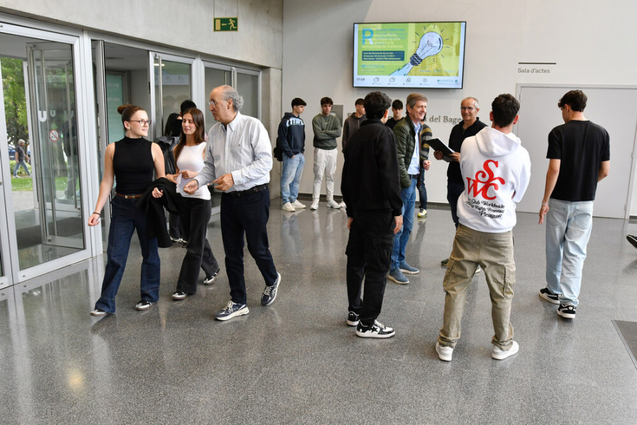 Recorregut dels estudiants d'ADE amb els possibles inversors
