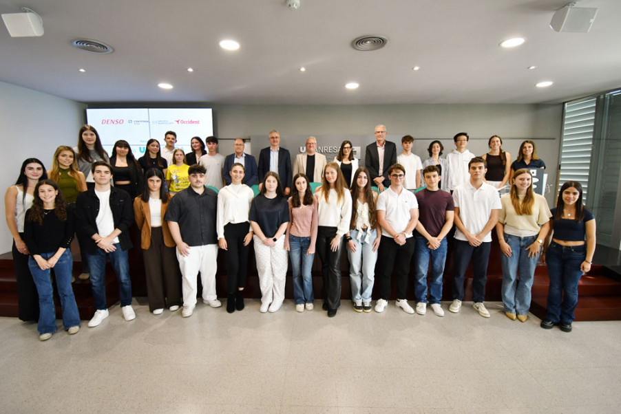 Guanyadors dels 25ens premis UManresa a treballs de recerca de Batxillerat