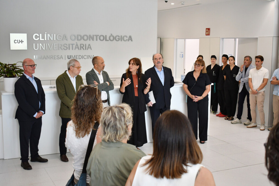Inauguració de la Clínica Odontològica Universitària