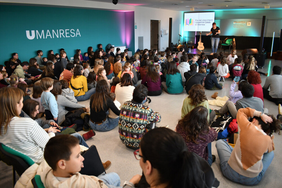 Un dels espectacles de la Fira del Llibre Infantil i Juvenil de Manresa