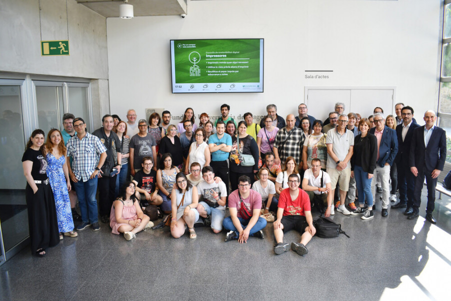Grup d'assistents a la trobada Universi+ del curs 25-26